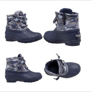 New Sperry Saltwater Water Resistant Duck Boots